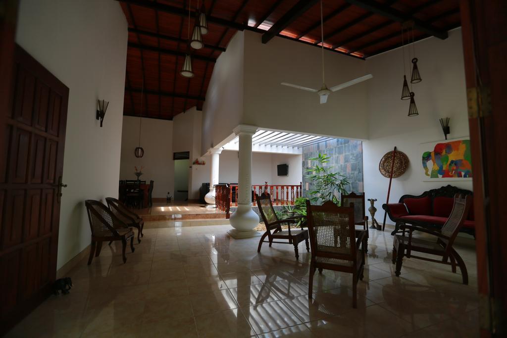 Thambara Villa Unawatuna Extérieur photo