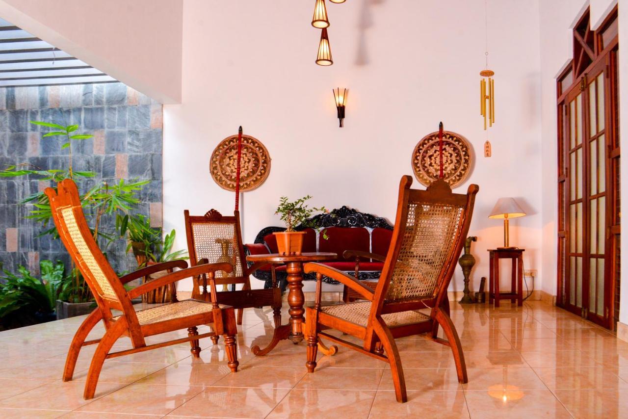 Thambara Villa Unawatuna Extérieur photo